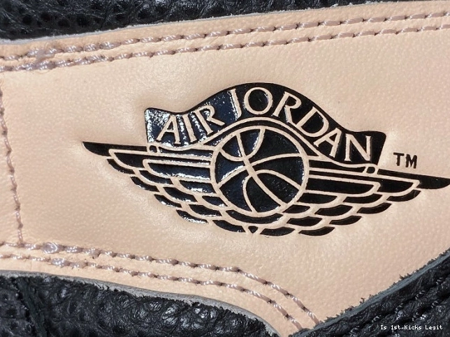 Jordan Retro High 1 555088-081 Crimson Air Black Tint 0818